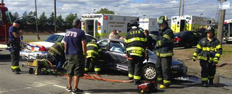 The death of a family member is considered the most serious of family emergencies. . Nassau expressway accident today